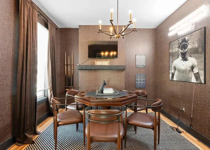 Sauna - Gameroom - Lux Design - 5 Beds - Sleeps 10 Columbus