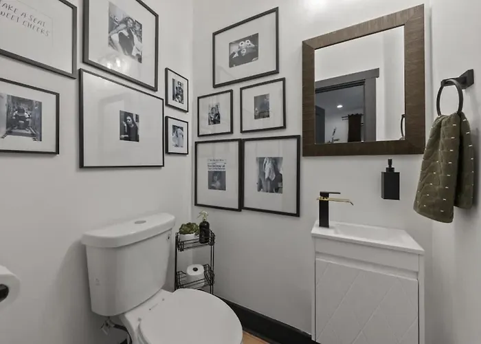 Sauna - Gameroom - Lux Design - 5 Beds - Sleeps 10 Columbus